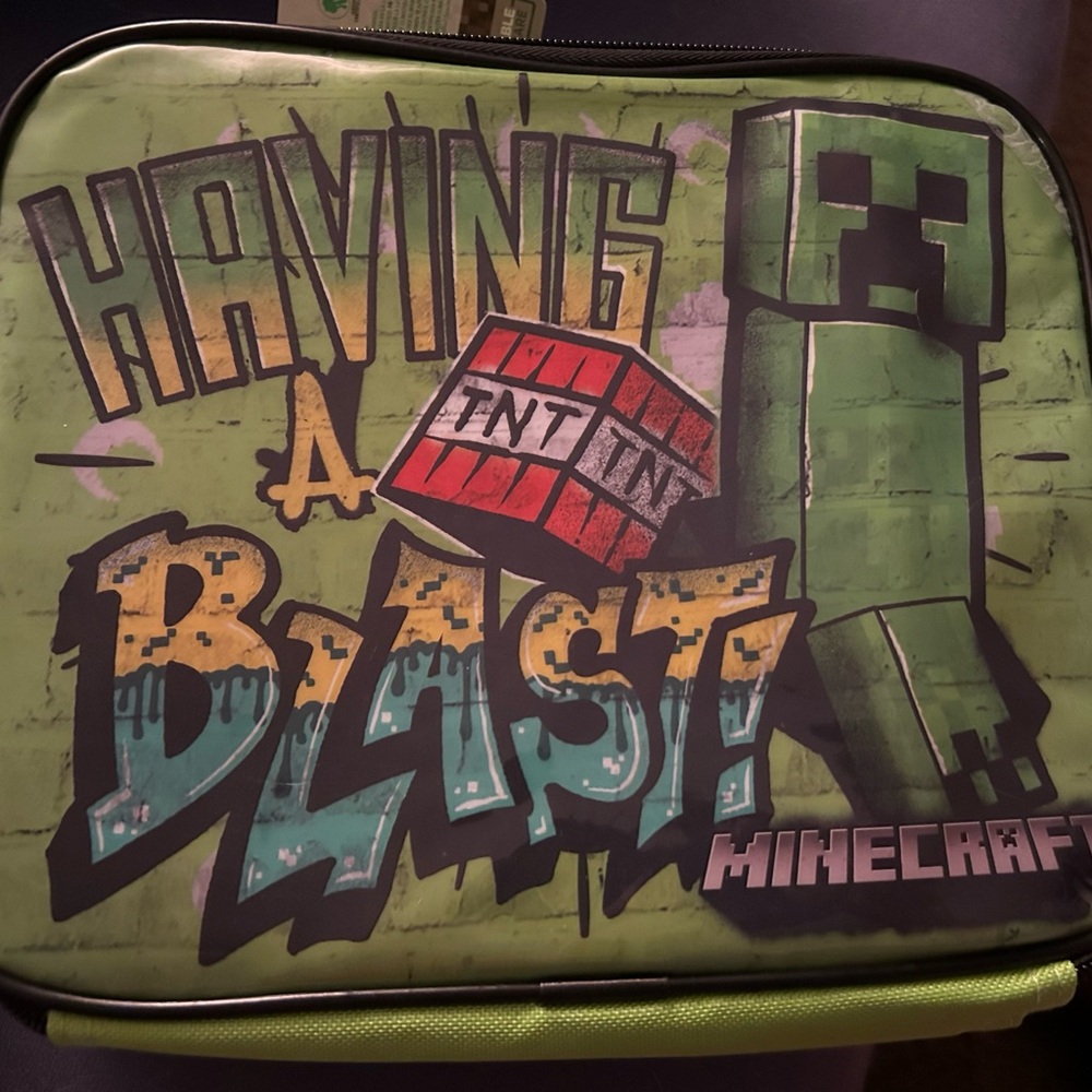 MINECRAFT! - CREEPER LUNCH BOX